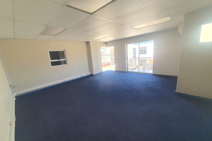 To Let commercial Property for Rent in Fairview Eastern Cape